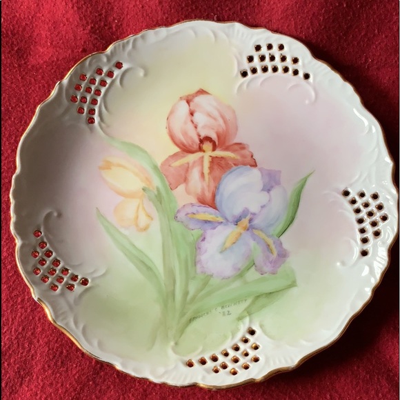 Fine China Plate - Picture 1 of 3